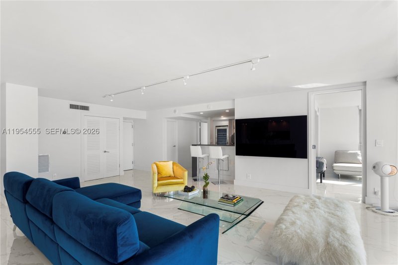 Condo for sale at Mirasol Ocean Towers PH06/08