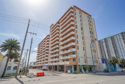 Valiant House Apt #605