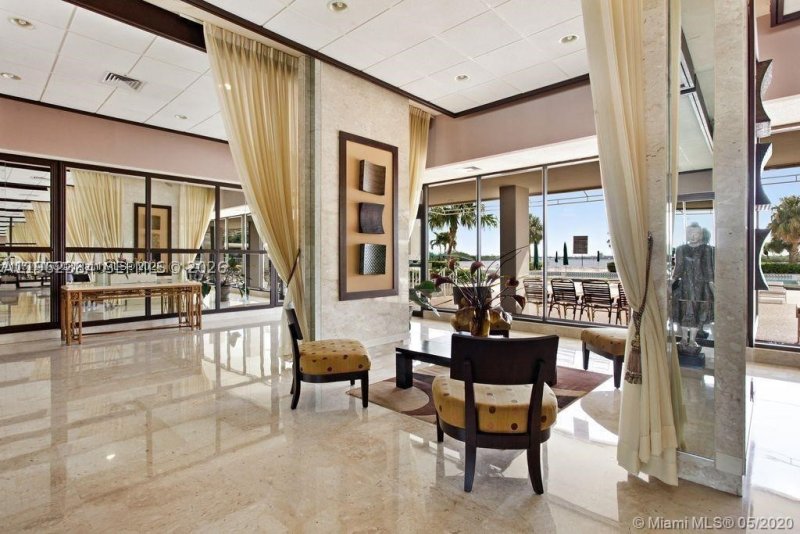 Alquiler de apartamento en Arlen House 707