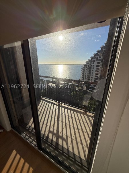 Condo for sale at Brickell Key Two 1505