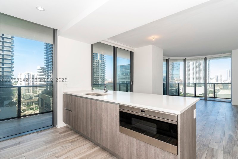 Comprar apartamento en SLS Lux Brickell 1409