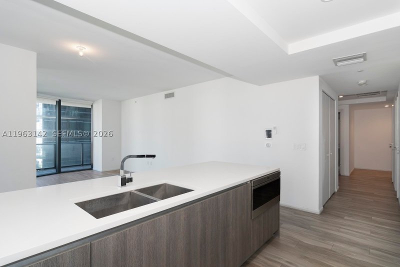 Comprar apartamento en SLS Lux Brickell 1409