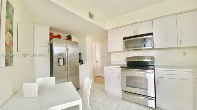 Comprar apartamento en Parc Central Aventura 1807
