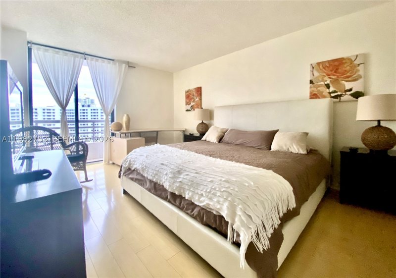 Comprar apartamento en Parc Central Aventura 1807