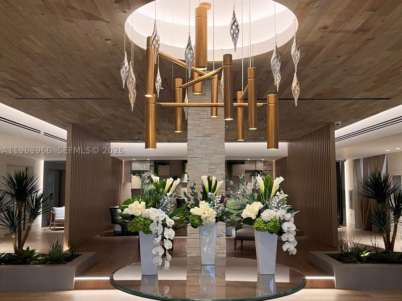 Comprar apartamento en Roney Palace 543