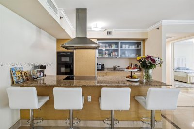 Aluguel de apartamento no Beach Club Three 1010