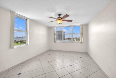 Comprar apartamento en Kennedy House 11-N