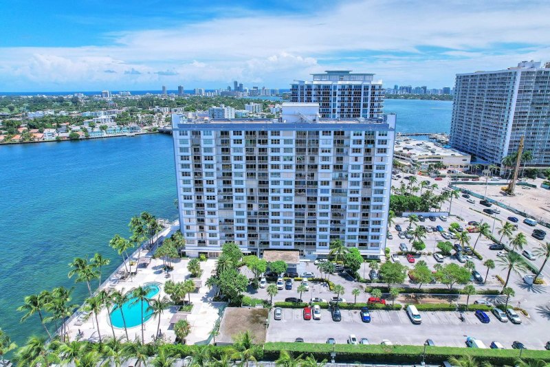 Condo for sale at Kennedy House 11-N