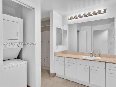 Comprar apartamento no Atlantic Two at The Point 305