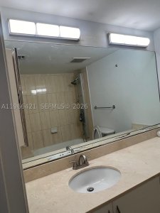 Comprar apartamento en Opera Tower 3808