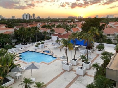 Comprar apartamento en Harbor Tower at Waterways 703