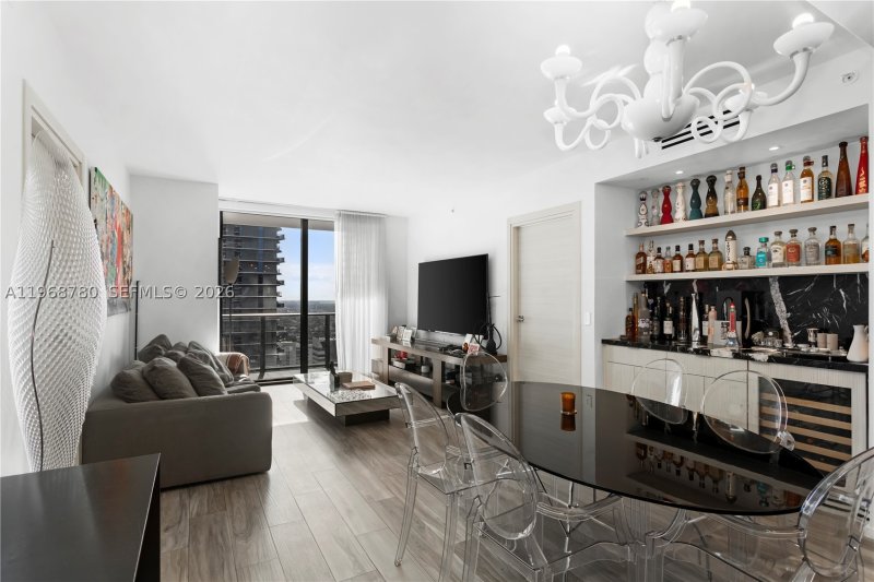 Comprar apartamento en SLS Lux Brickell 3310