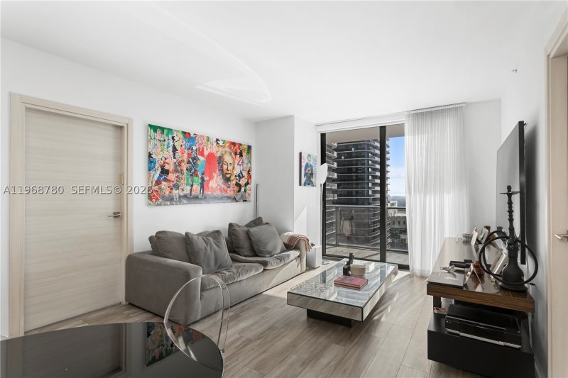 Comprar apartamento en SLS Lux Brickell 3310