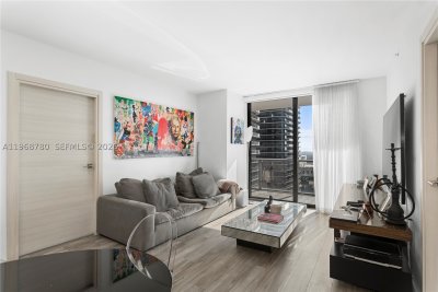 Comprar apartamento en SLS Lux Brickell 3310