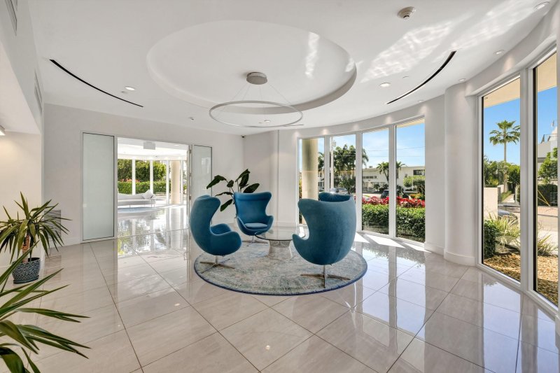 Apartment for rent at The Wave on Bayshore 301