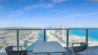 Comprar apartamento en Hyde Beach House T4002