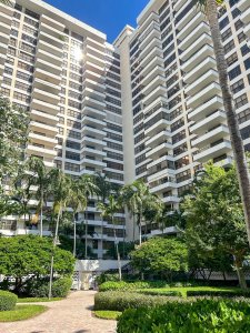 Comprar apartamento en Olympus Condo 615