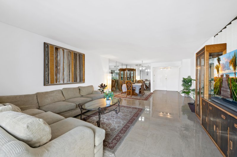 Condo for sale at Olympus Condo 615