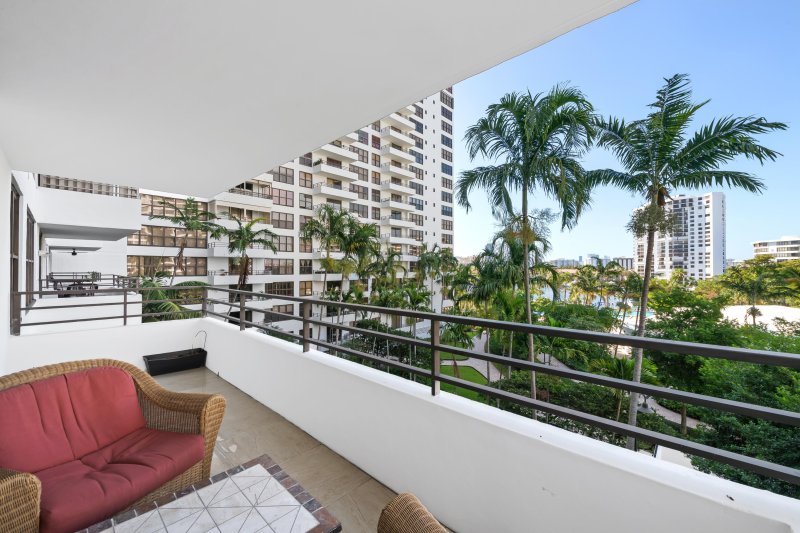 Condo for sale at Olympus Condo 615