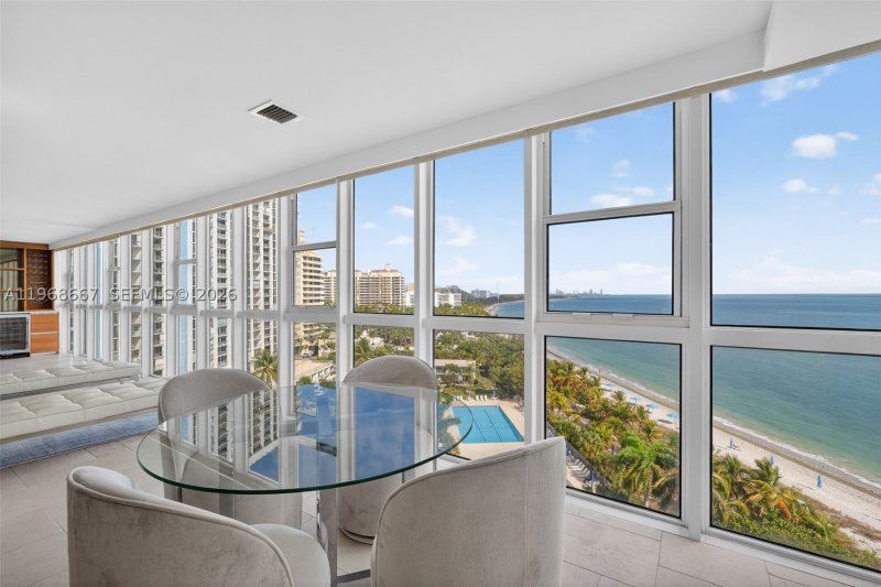 Condo for sale at Mar Azul 11BN