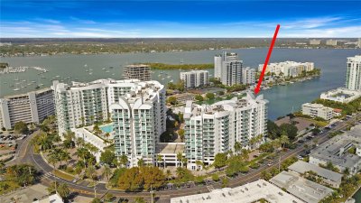 Comprar apartamento no 360 Condominium East 405