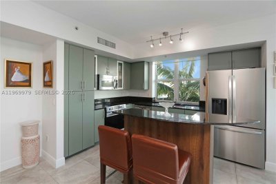Comprar apartamento no 360 Condominium East 405