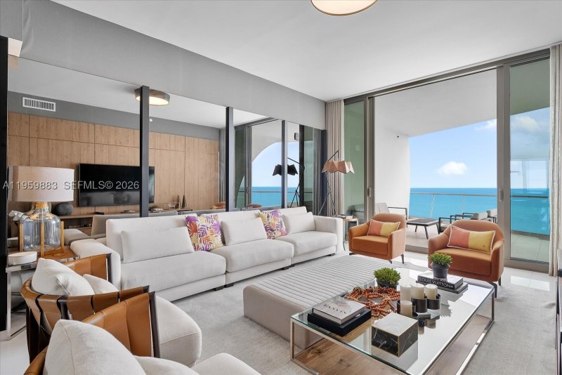 Comprar apartamento en Jade Signature 2503