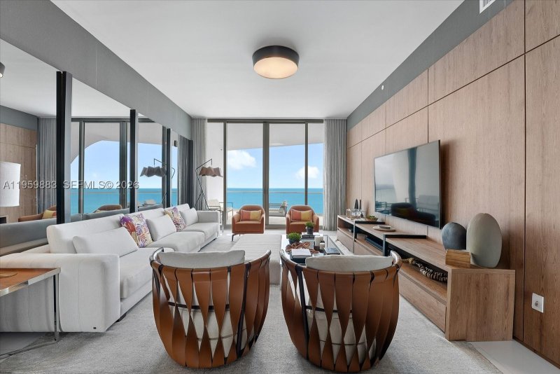Comprar apartamento en Jade Signature 2503