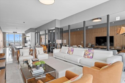 Comprar apartamento en Jade Signature 2503