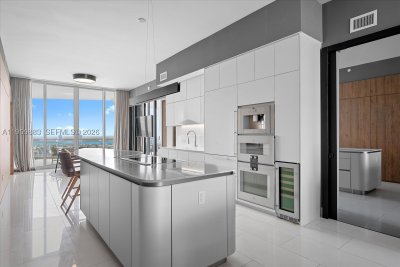Comprar apartamento en Jade Signature 2503