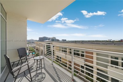 Midtown Midblock Apt #713