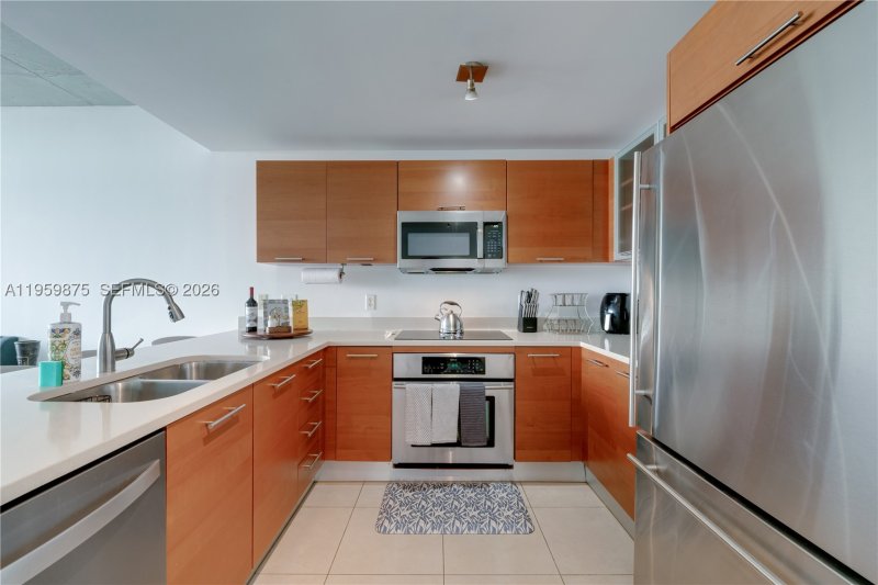 Apartment for rent at Midtown Midblock 713