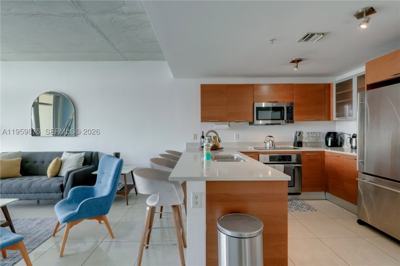 Apartment for rent at Midtown Midblock 713