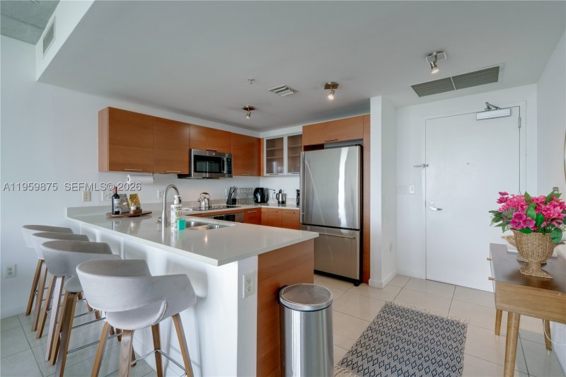 Apartment for rent at Midtown Midblock 713