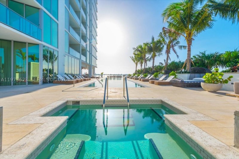 Comprar apartamento en Biscayne Beach 3004