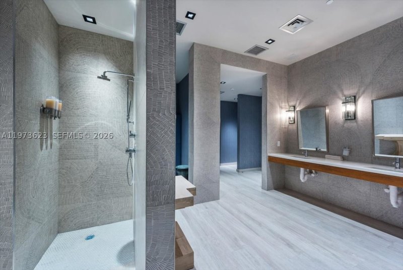 Comprar apartamento en Biscayne Beach 3004