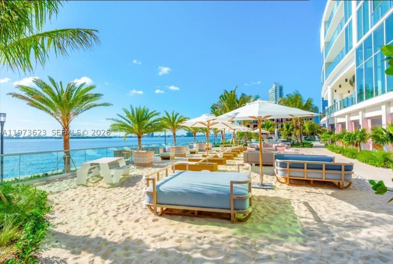 Comprar apartamento en Biscayne Beach 3004