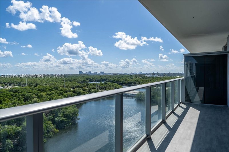 Comprar apartamento en The Harbour 1120