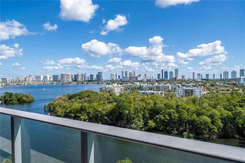 Comprar apartamento en The Harbour 1120