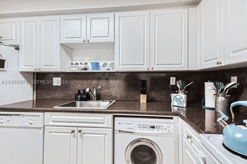 Property photo # 4