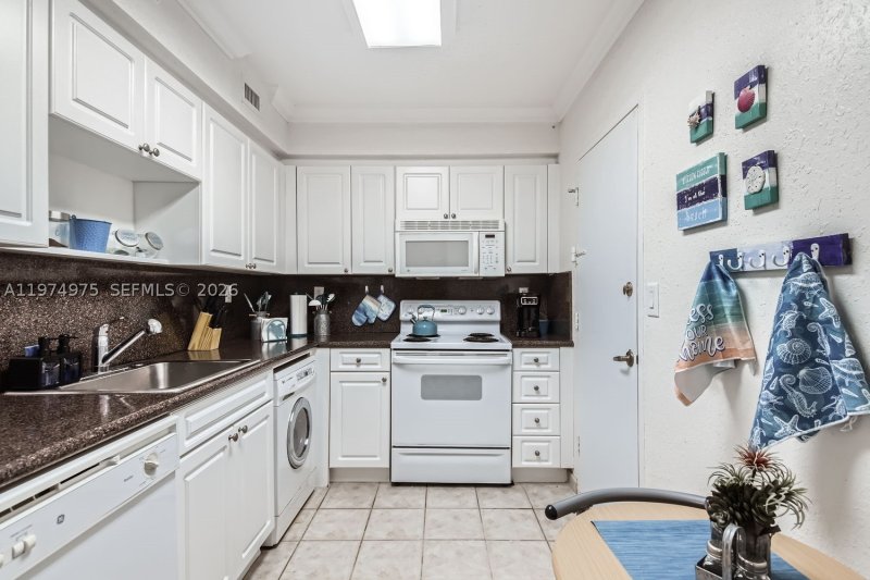 Property photo # 3
