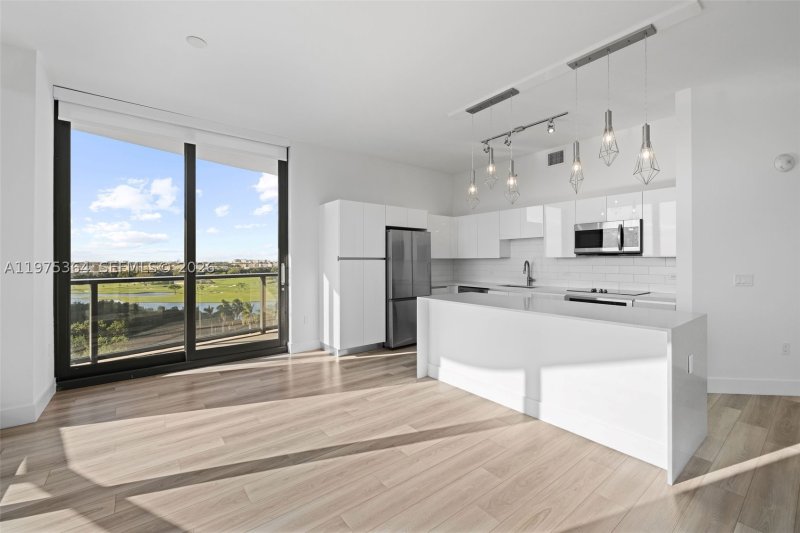 Apartment for rent at Mondrian Hallandale 1211
