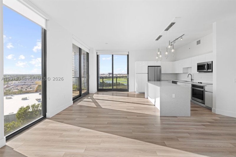 Apartment for rent at Mondrian Hallandale 1211