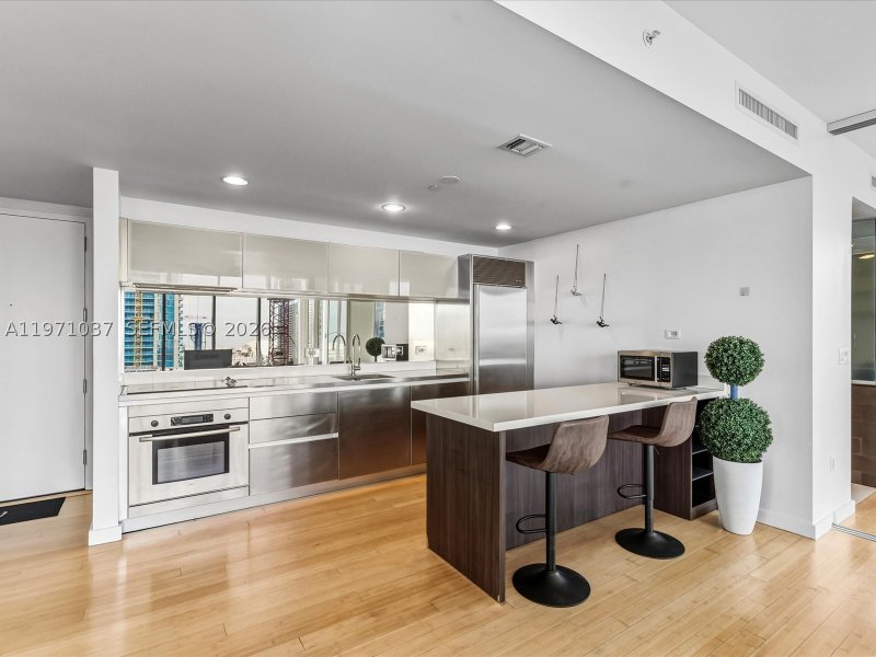Condo for sale at Ten Museum Park 1107