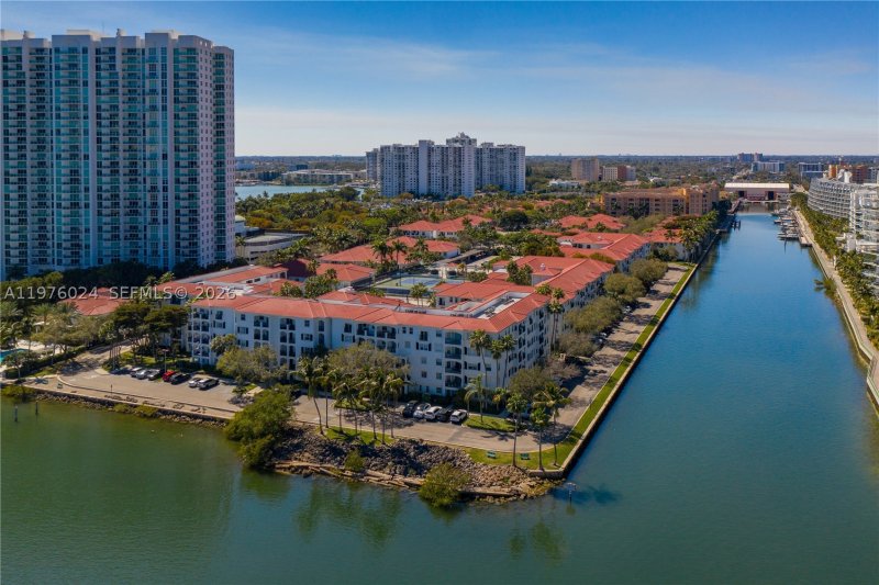 Alquiler de apartamento en Village by the Bay 12101