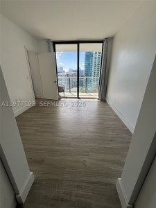 Comprar apartamento no Hyde Midtown 1503