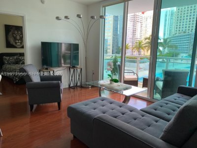 Comprar apartamento no The Plaza Tower I 1107