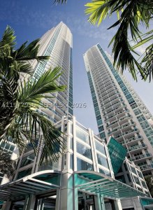 Comprar apartamento no The Plaza Tower I 1107