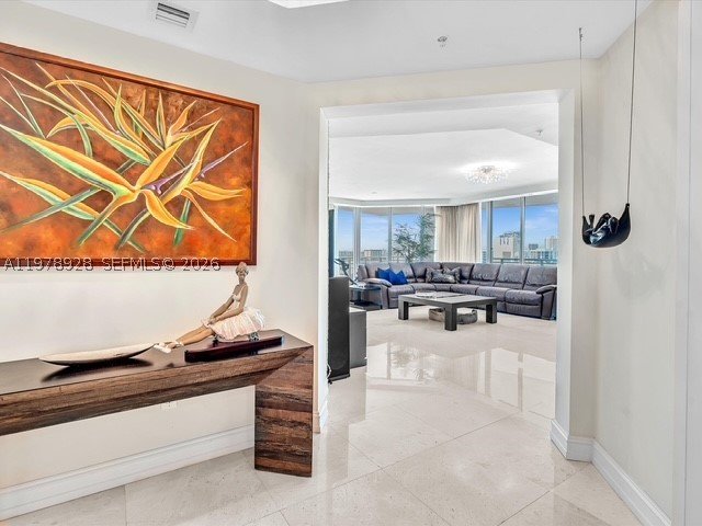 Alquiler de apartamento en Diplomat Residences 905