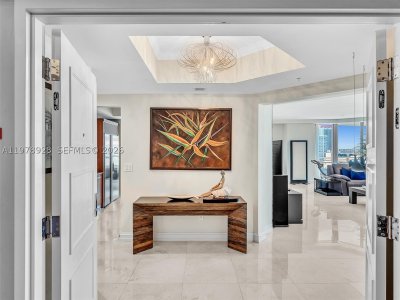 Alquiler de apartamento en Diplomat Residences 905